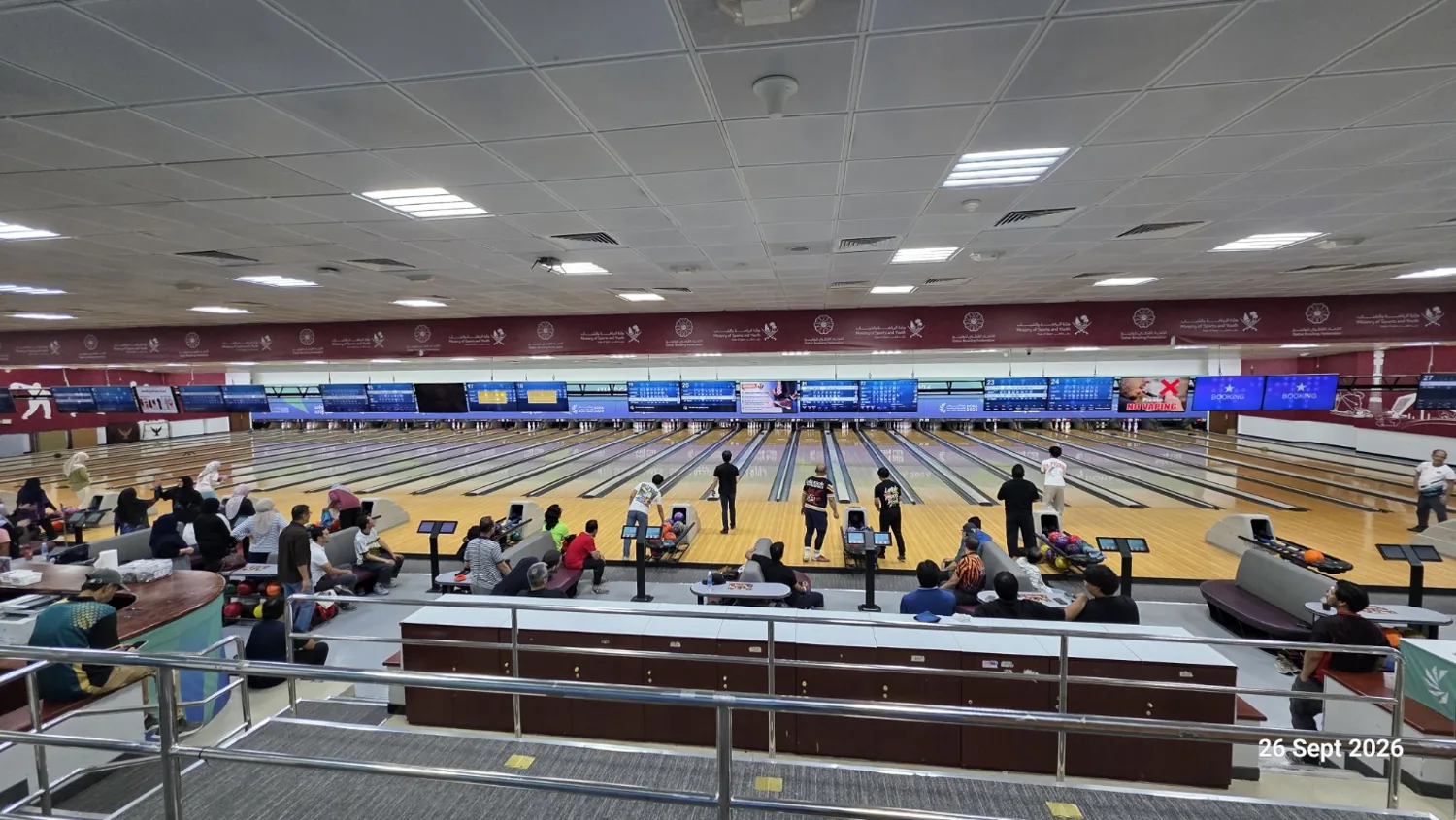 Liga BAIQ Pekan 1: komunitas bowling Indonesia di Qatar